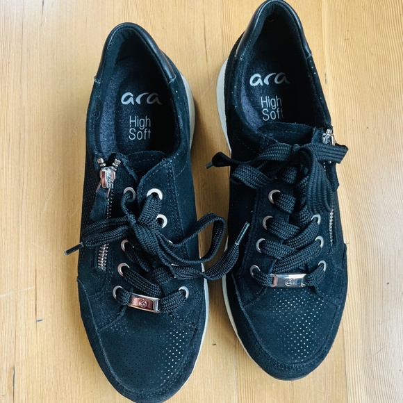 Ara Women’s Oleana Black Sneakers 6.5